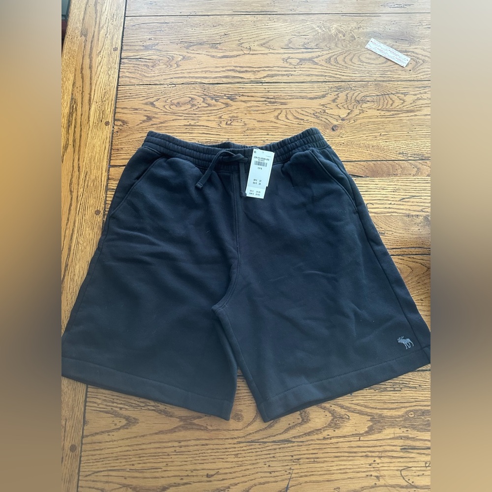 Abercrombie kids black sweat shorts size 15/16